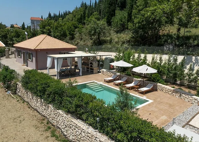 Βίλα Mater Terra-private *