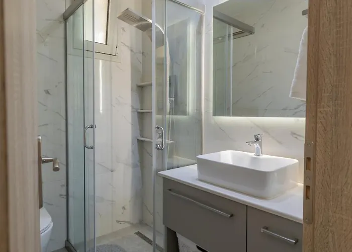 Mater Terra-private *