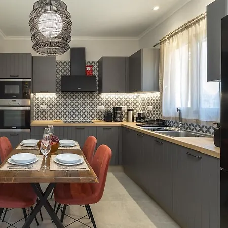 Mater Terra-private Sami (Kefalonia)