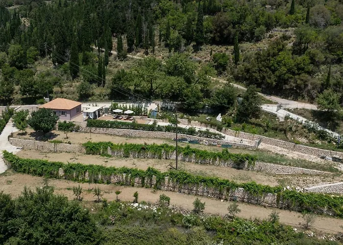 Mater Terra-private Villa Sami (Kefalonia)