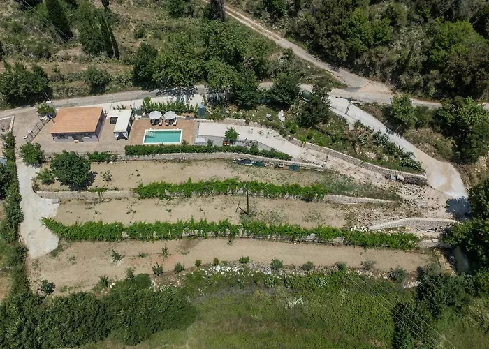 Mater Terra-private Villa Sami (Kefalonia)