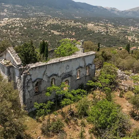 Mater Terra-private * Sami (Kefalonia)