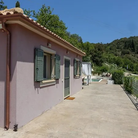 Mater Terra-private Villa Sami (Kefalonia)